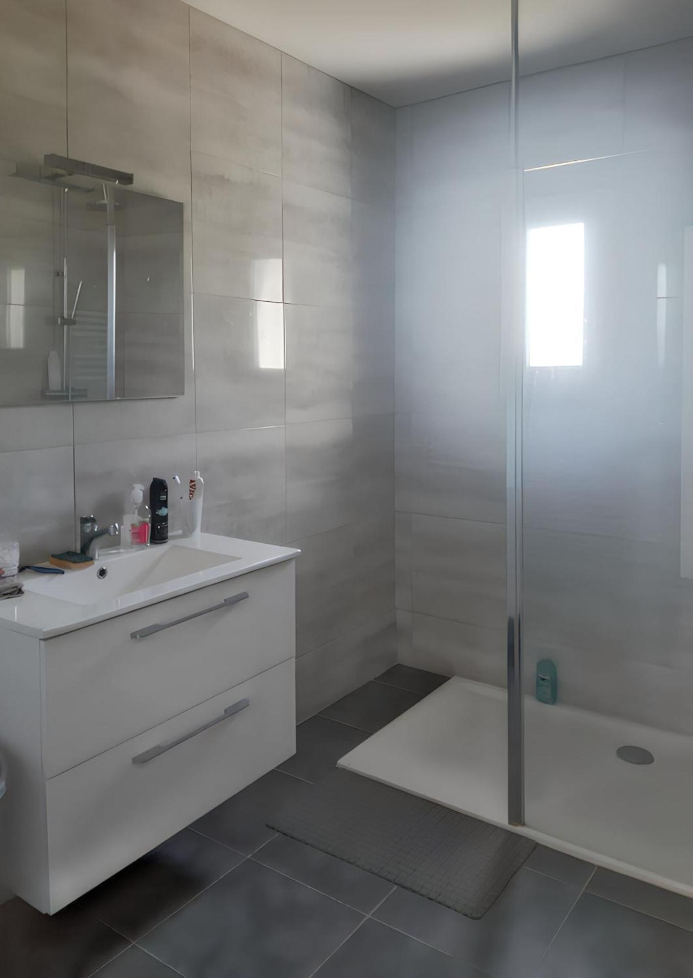 Maison Chaleureuse A Sully Avec Vue Sur La Montagne Екстериор снимка