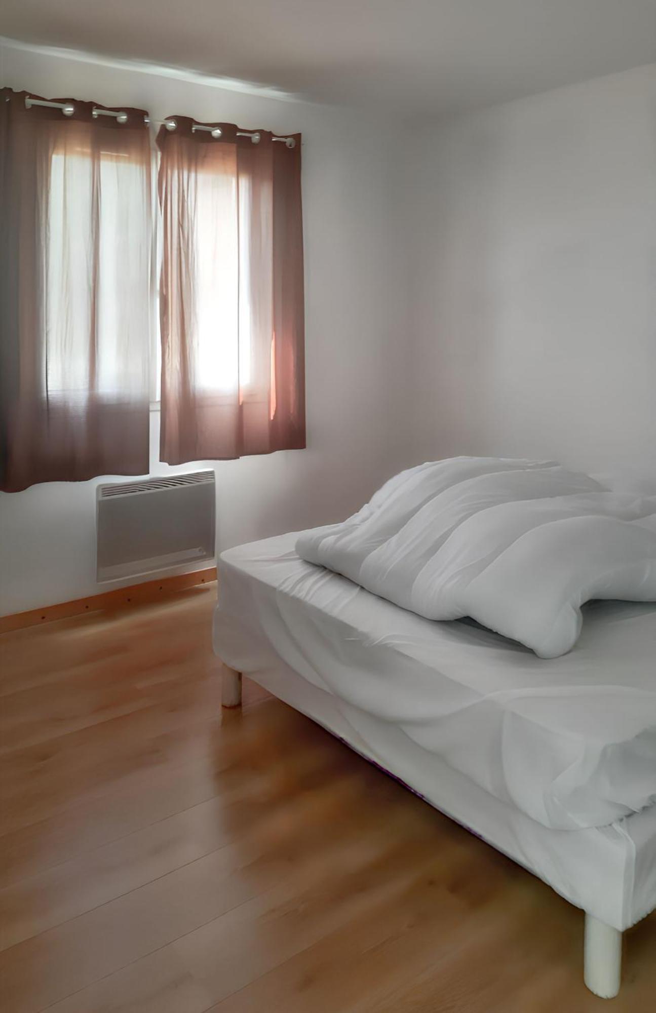 Maison Chaleureuse A Sully Avec Vue Sur La Montagne Екстериор снимка