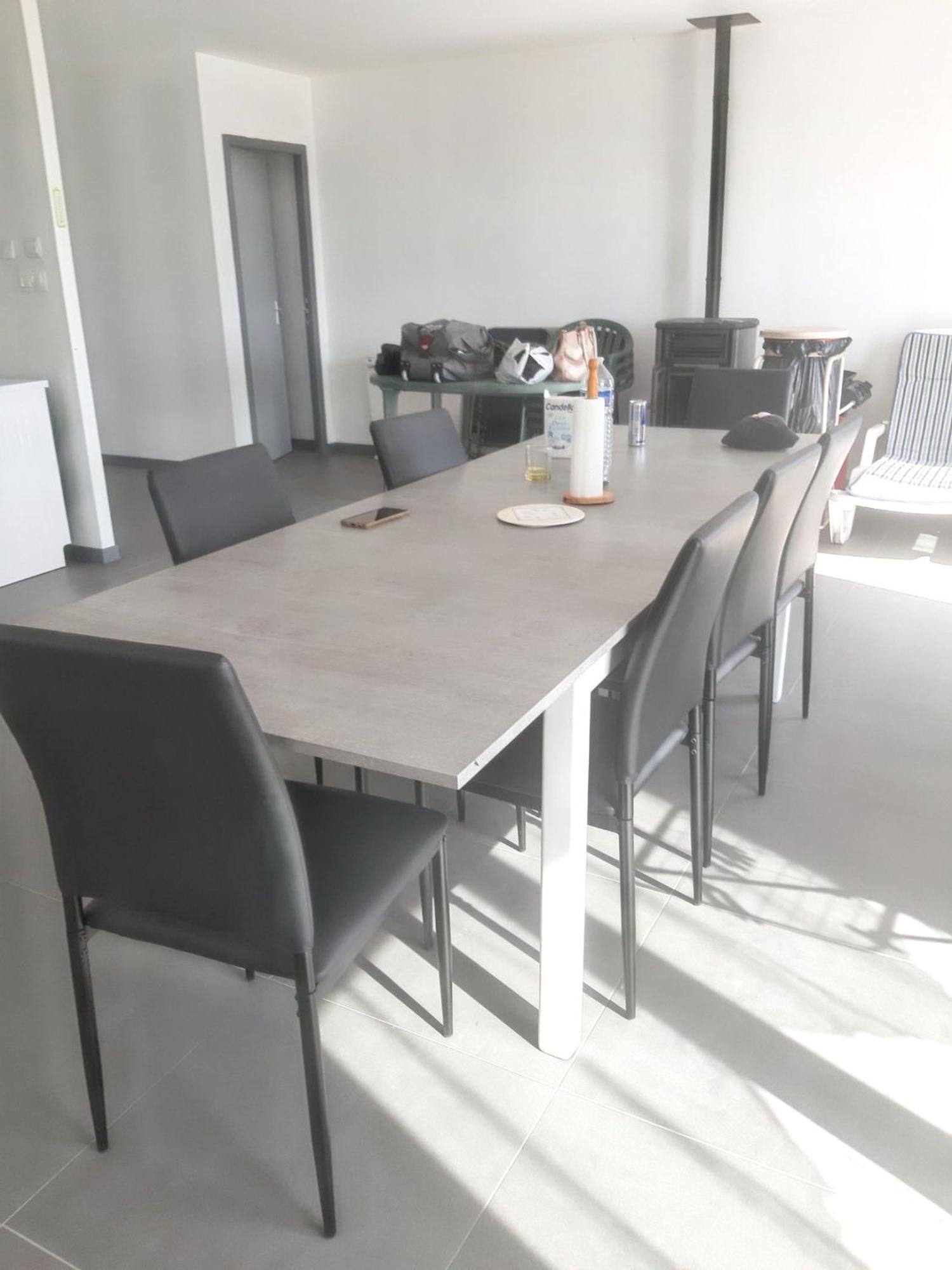 Maison Chaleureuse A Sully Avec Vue Sur La Montagne Екстериор снимка